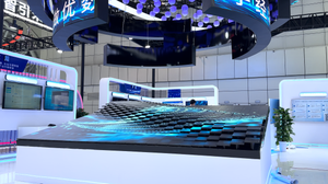 How to Create Audience Dwell Points with Kinetic LED at Tech Exhibitions? A Guide to Exhibition Space Visual Design