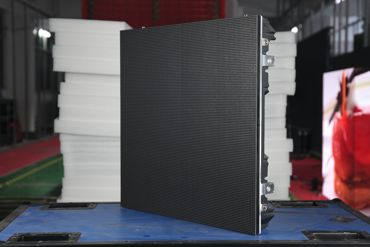 High-End small pitch led display