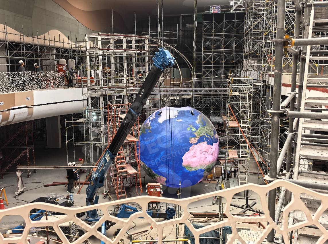 Siam Paragon Bangkok Sphere LED Display